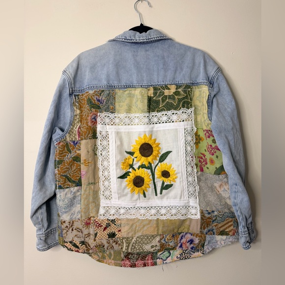 UPCYCLED Patchwork, hand embroidered Denim Jacket with Sunflower Design - Picture 3 of 6